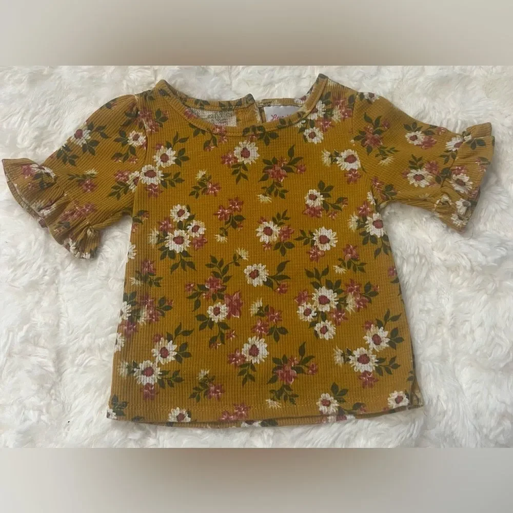 Girl’s Yellow Floral clothing Lot Size 4